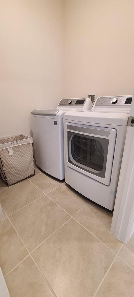 all brand new appliances - 2688 Magnolia Ave