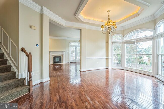 Building Photo - 7000 Eastern Red Cedar Ln