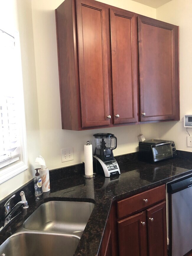 Building Photo - 3952 Princeton Lakes Way