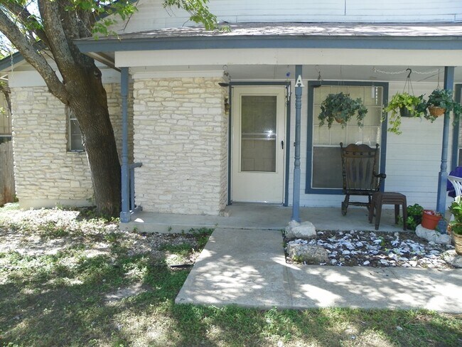Primary Photo - 9706 Eastwend Dr