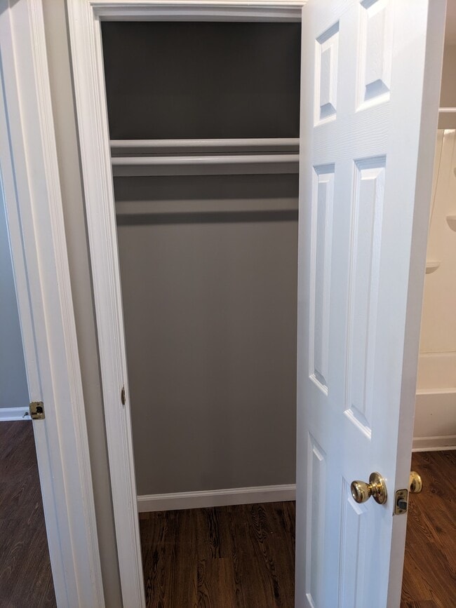 Building Photo - 1645 S Braddock St