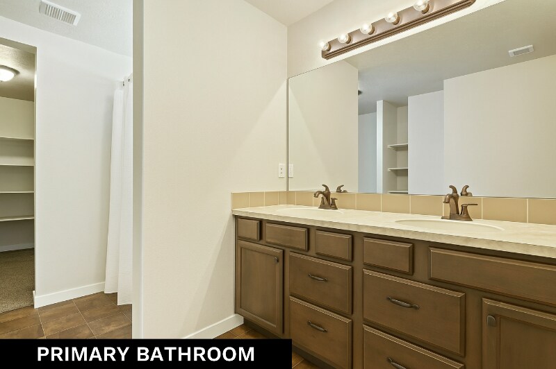 Building Photo - 3676 E Hags Head St