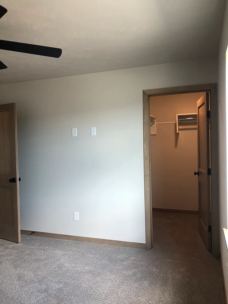 Building Photo - 5712 E Avett Pl