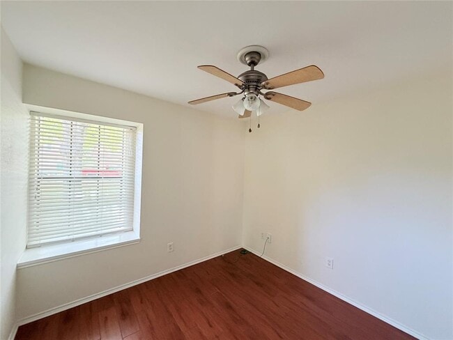 Building Photo - 1703 Hatch Rd