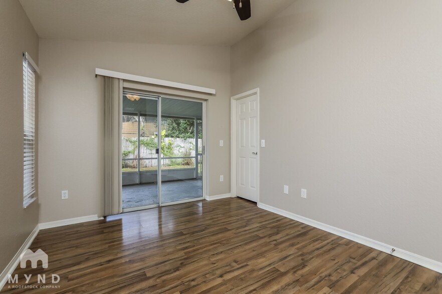 Building Photo - 12137 Pilot Ct
