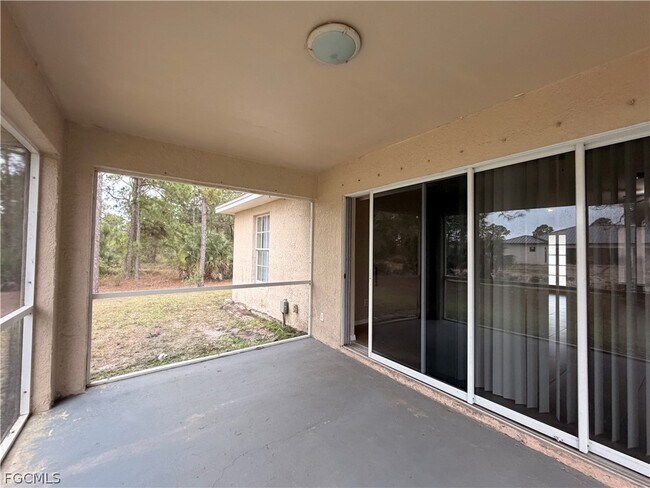 Building Photo - 208 Homewood Ave S