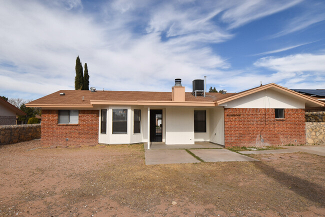 Building Photo - 11234 Red Hawk Ln