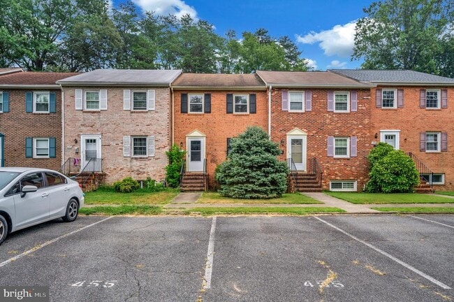 Building Photo - 455 Ridgemore St