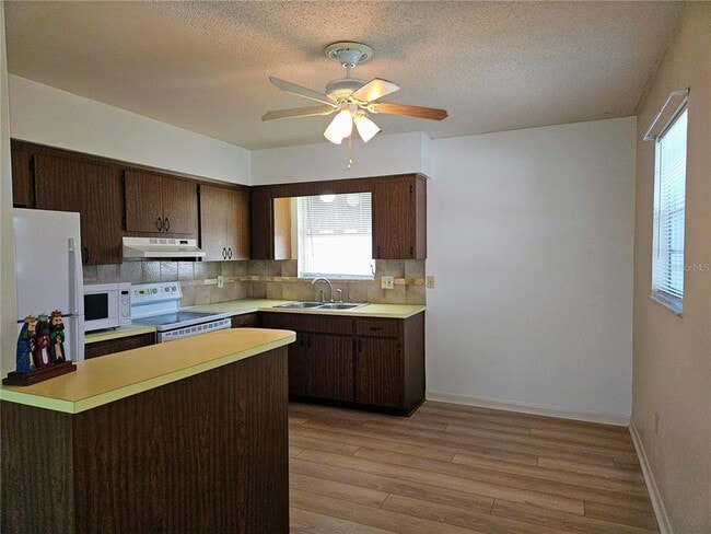 Building Photo - 360 137th Ave Cir