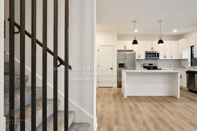 Building Photo - Ayden Place Townhome