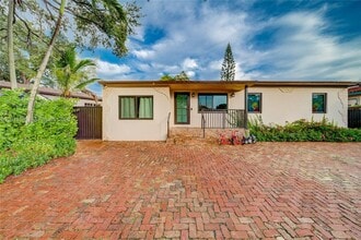 Building Photo - 6631 Tamiami Canal Rd