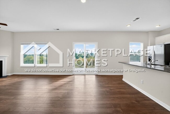 Building Photo - 1675 Pebblestone Ct