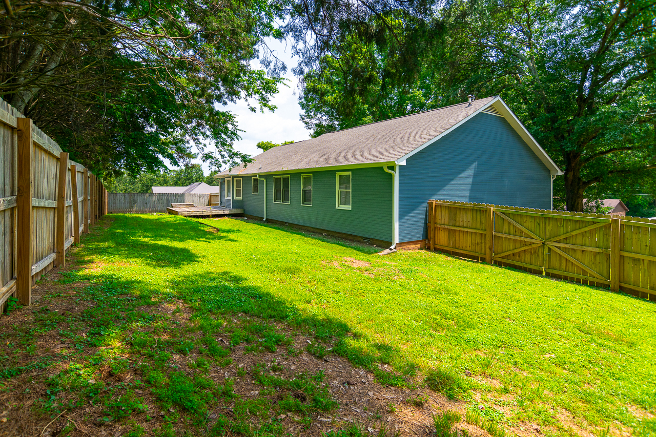 Building Photo - 157 Greenwood Dr