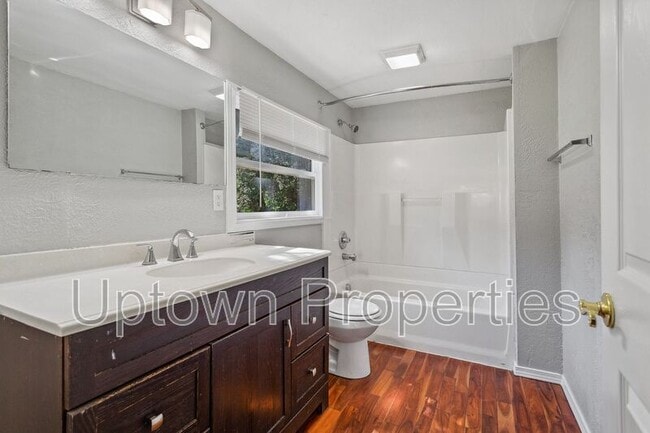 Building Photo - 11551 SW 64th Ave