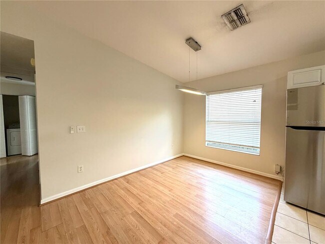 Building Photo - 1717 W Nassau St