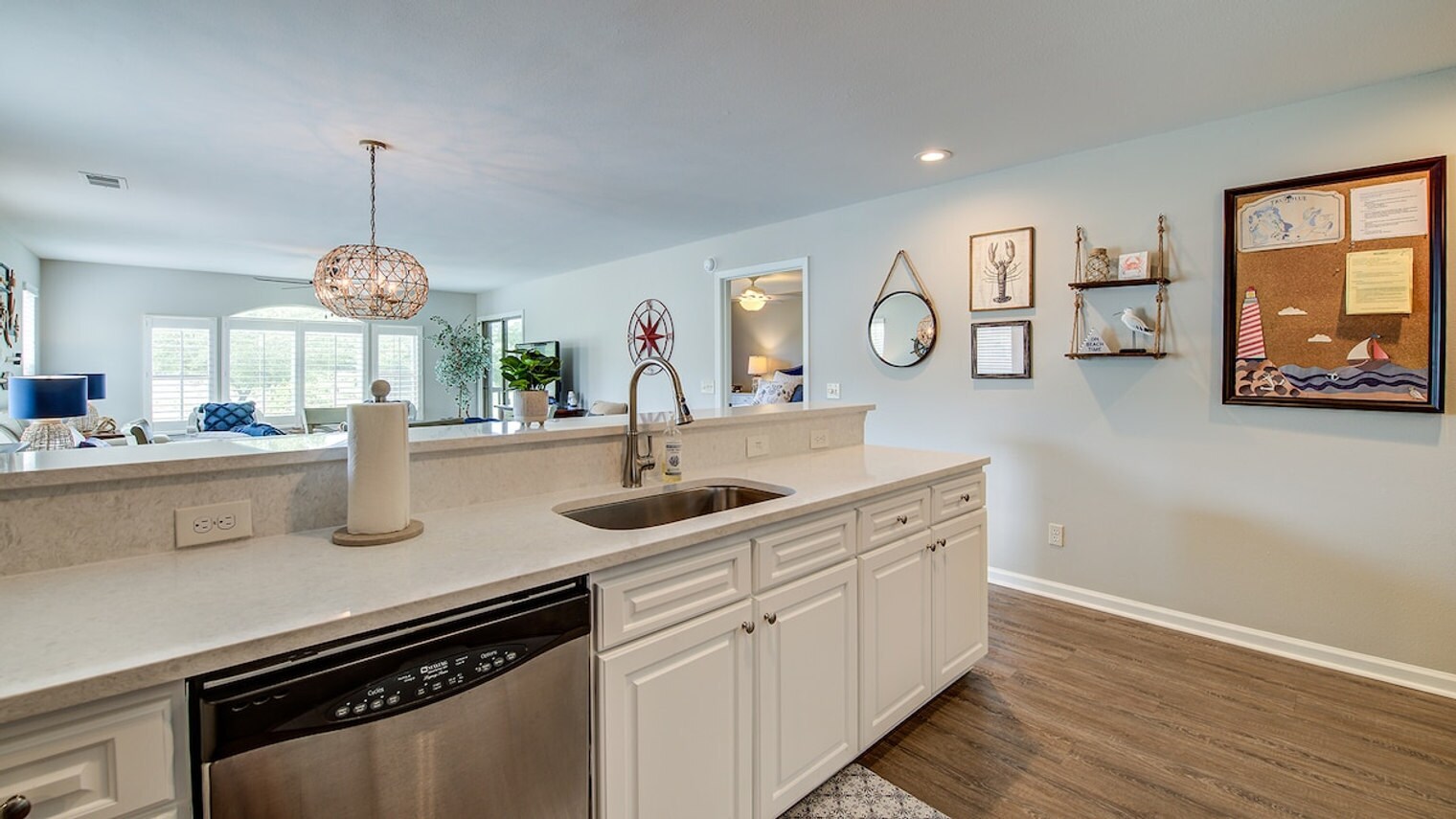 Building Photo - 598 Blue Stem Dr