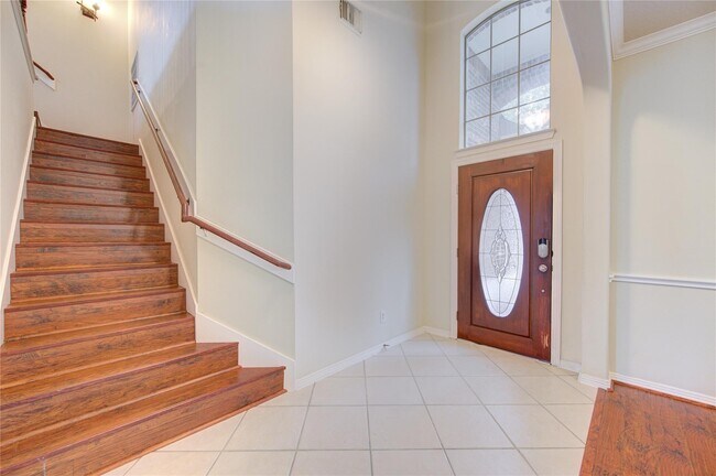 Building Photo - 5007 Jade Cove Ct