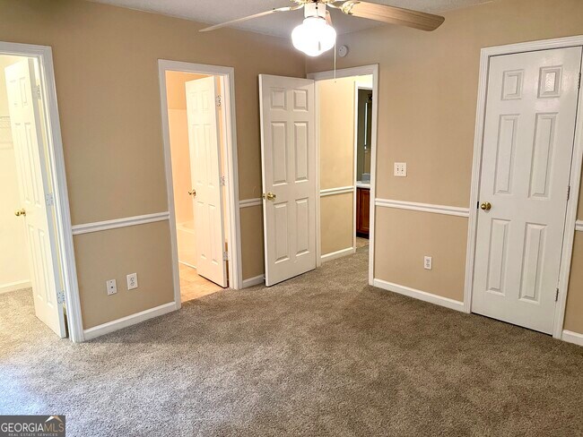 Building Photo - 1071 Bridle Creek Dr