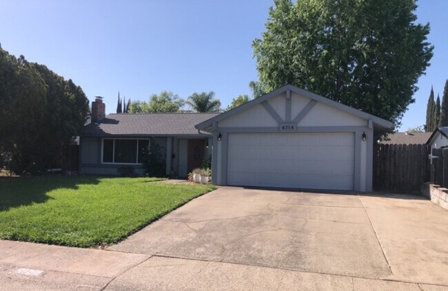 Building Photo - Nice home in Fair Oaks neighborhood