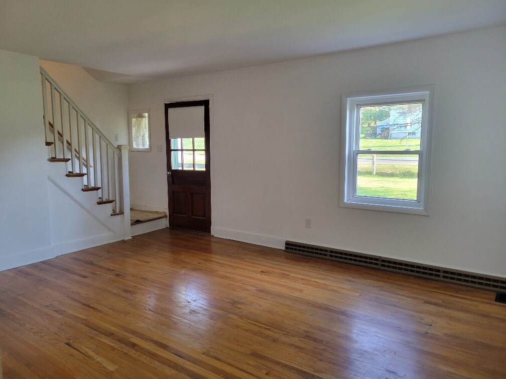 Building Photo - 848 Stone Hill Rd