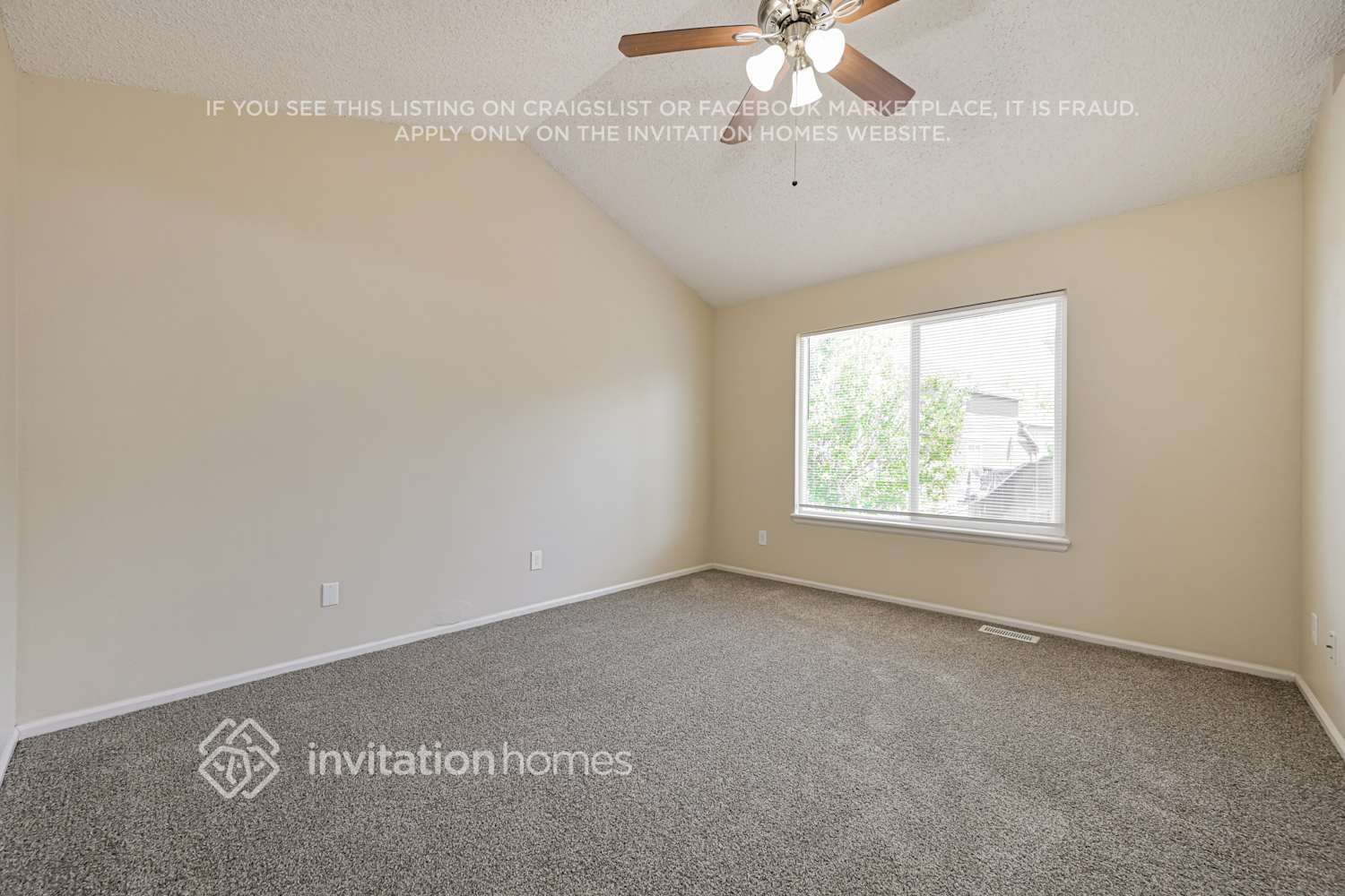 Building Photo - 9636 Lameria Dr