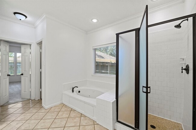 Building Photo - 15106 Vista Heights Dr