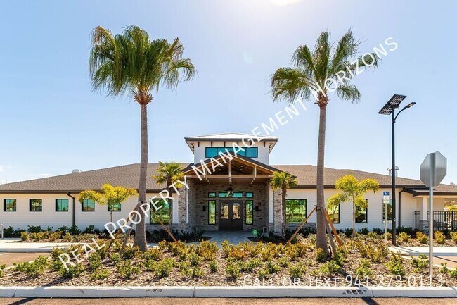 Building Photo - 10931 65th Ter E