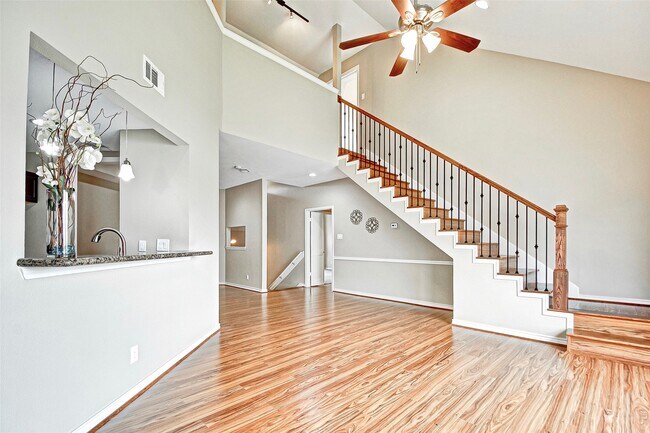 Primary Photo - 4144 Greystone Way