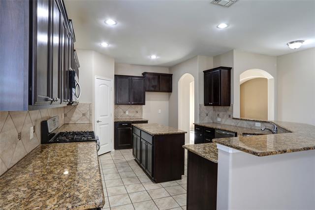 Building Photo - 1021 Lake Meadow Ln