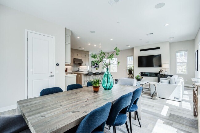 Building Photo - Incredible Fully Furnished New Home In Lak...