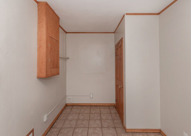 Building Photo - 537 23rd St