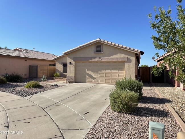Building Photo - 6511 W Range Mule Dr