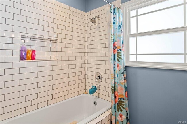 Building Photo - 6835 Aldea Ave