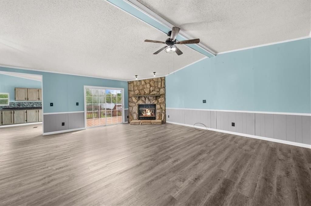 Building Photo - 372 Porter Springs Rd