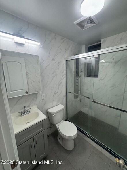 Building Photo - 518 86th St