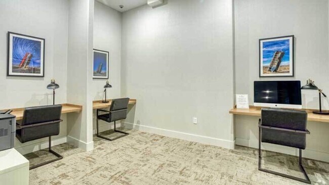 Building Photo - 9550 W Sahara Ave