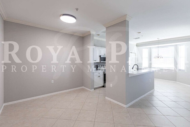 Building Photo - Estero 2BR Condo – $500 Off When You Wrap Up a New Lease This December (Go Ahead, Take It to the ...