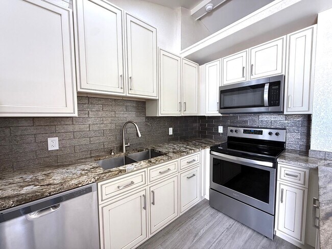 Building Photo - 3131 Ashton Rd