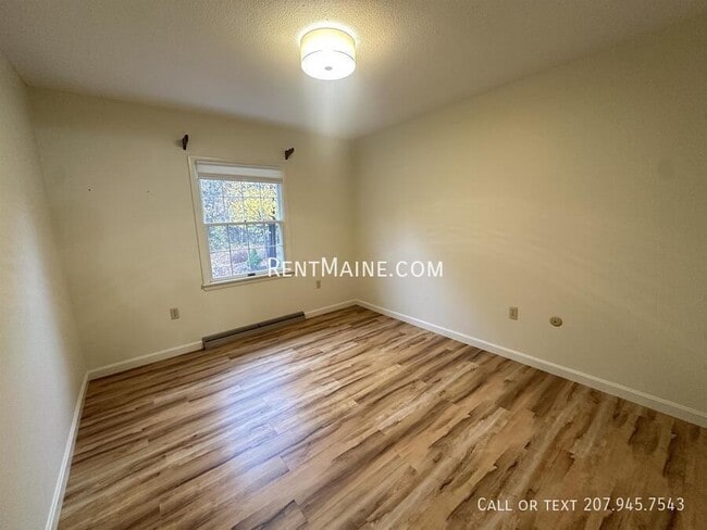 Building Photo - 26 Longrale Park