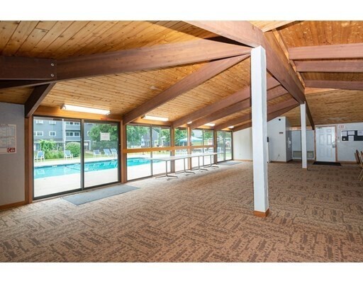 Building Photo - 500 Colonial Dr