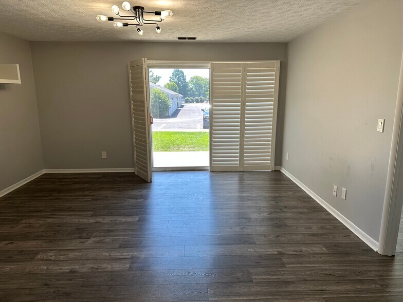 Building Photo - 172 Mallard Glen Dr