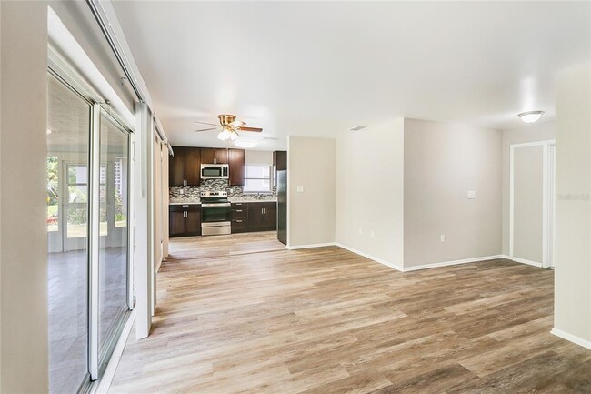 Building Photo - 2459 Indigo Dr