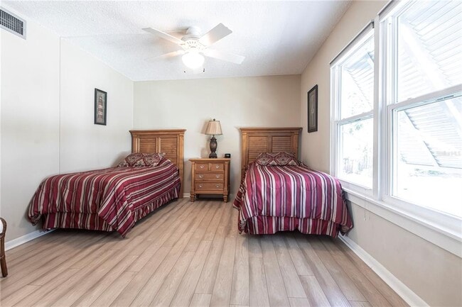 Building Photo - 6026 E Peppertree Way