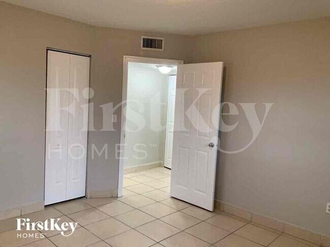 Building Photo - 1031 NW 178th Terrace