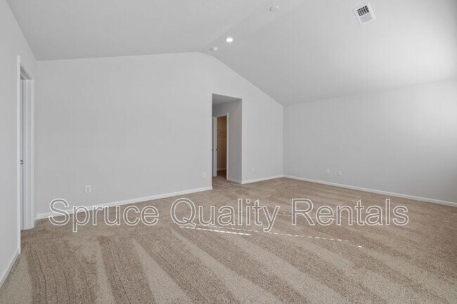 Building Photo - 2105 Briar Run Dr