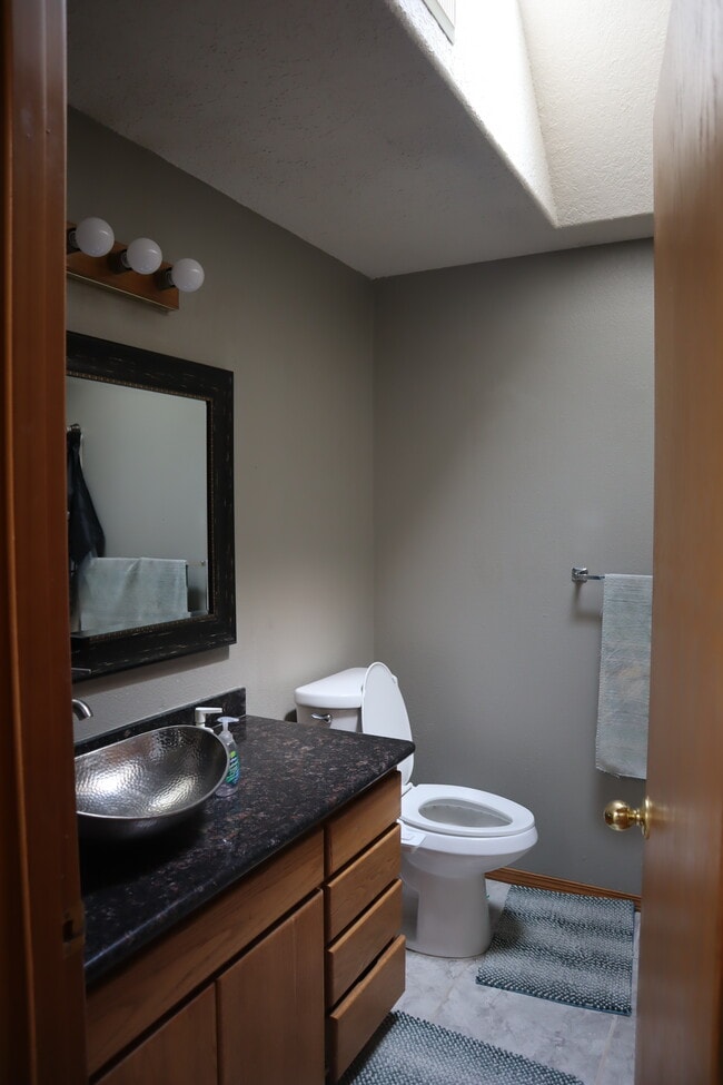 Building Photo - 3012 SE 157th Ave