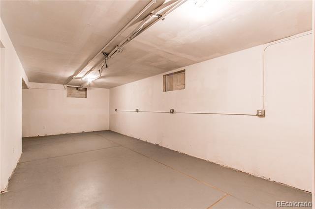 Building Photo - 1705 W 115th Cir