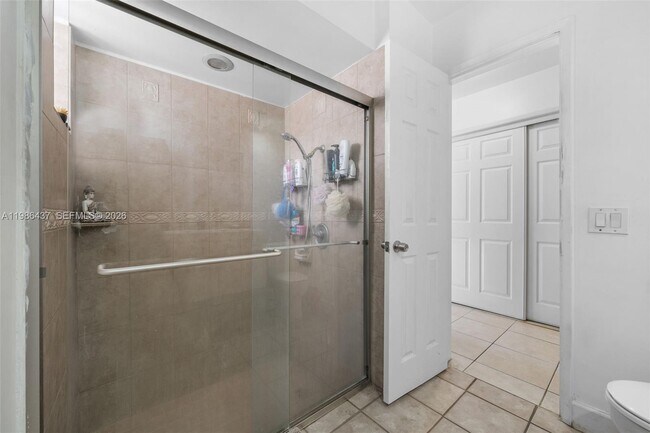 Building Photo - 4306 Johnson St