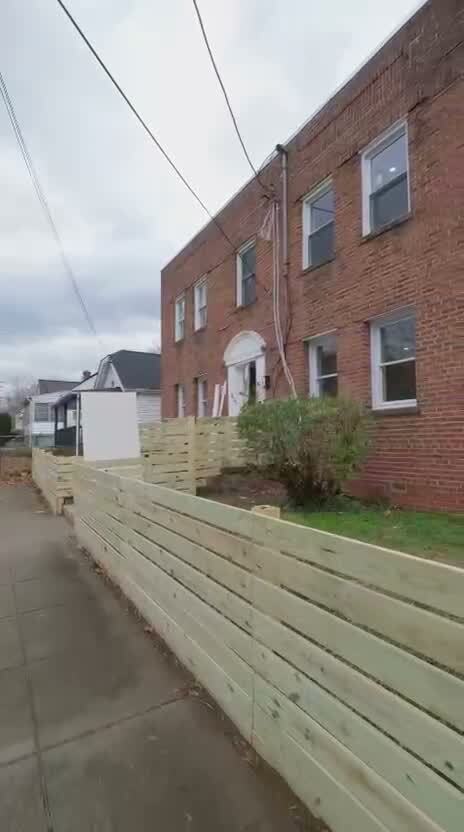 Building Photo - Ely Place