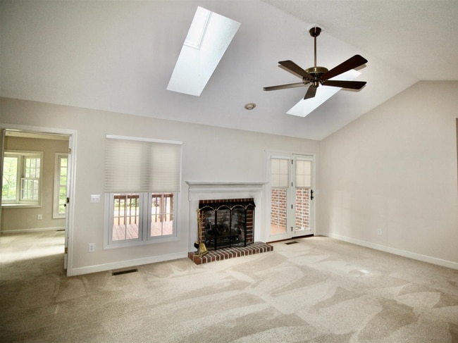 Building Photo - 163 Hunter Trail